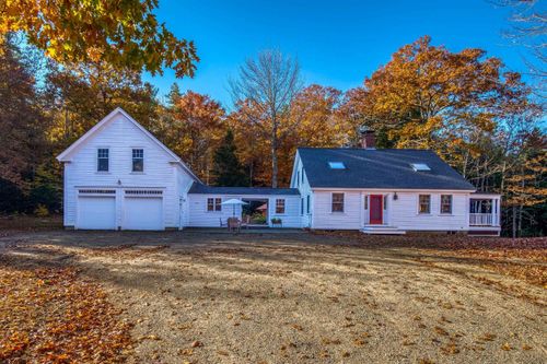 17 Ross Farm Rd, Albany, NH, 03818-7433 | Card Image