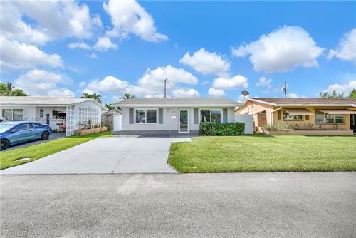 2710 Nw 54th St, Tamarac, FL, 33309-2537 | Card Image