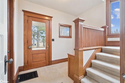 202 S Adams St, Olds, IA, 52647-7709 | Card Image