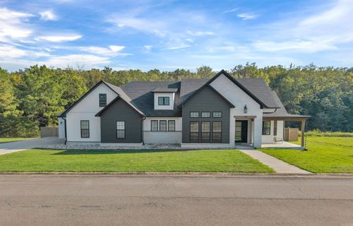 1708 E Holloway, Morrilton, AR, 72110-9421 | Card Image