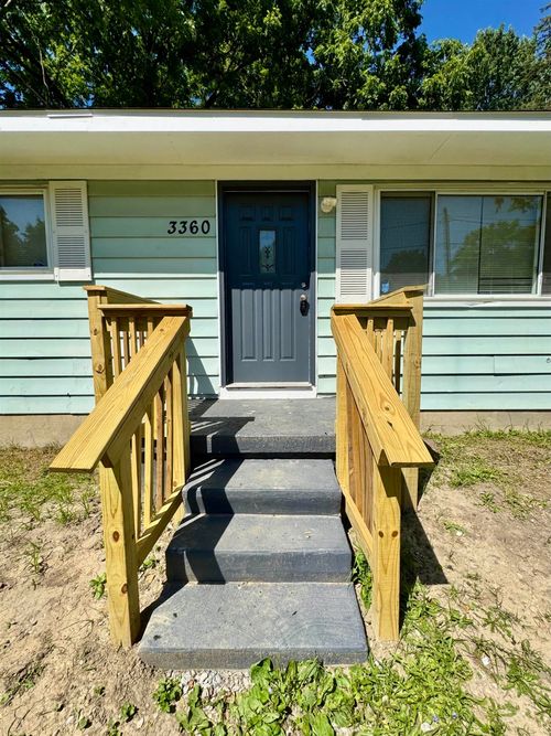 3360 Walton Ave, Flint, MI, 48504-4234 | Card Image