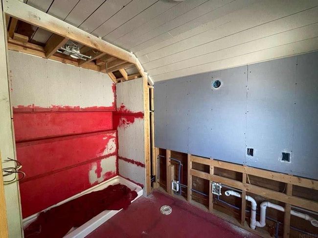 206 E Clark St, House other with 3 bedrooms, 1 bathrooms and null parking in Calmar IA | Image 14