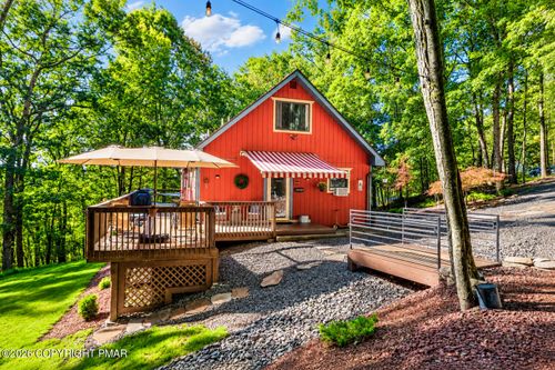 175 Deer Trail Dr, SAYLORSBURG, PA, 18353-8395 | Card Image