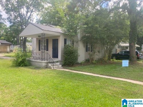 605 39th Pl, Fairfield, AL, 35064-2302 | Card Image