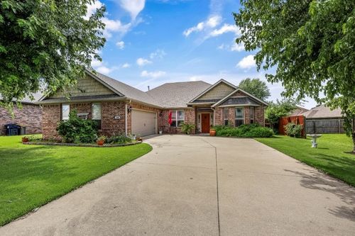3004 N 16th St, Rogers, AR, 72756-2203 | Card Image