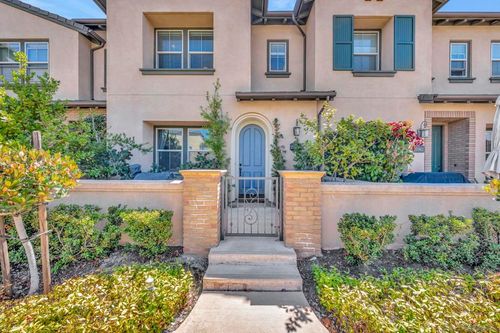 15963 Parkview Loop, San Diego, CA, 92127-3485 | Card Image