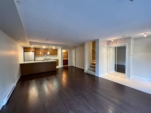 1189 The High, Coquitlam, BC, V3B0B1 | Card Image