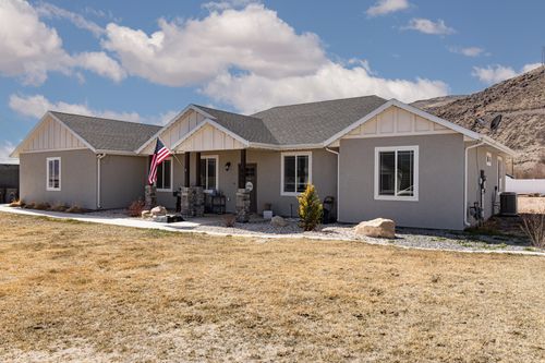 851 N 280 E, Elsinore, UT, 84724-7799 | Card Image