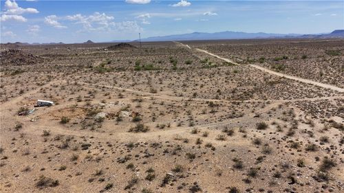 10638 Cascabel Rd, Yucca, AZ, 86438 | Card Image