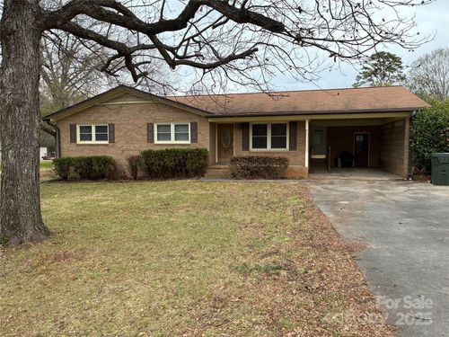 763 Gladden Pl Nw, Concord, NC, 28027-4729 | Card Image