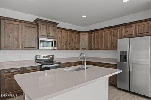 1985 W Ringo Rd, Wickenburg, AZ, 85390-1776 | Card Image