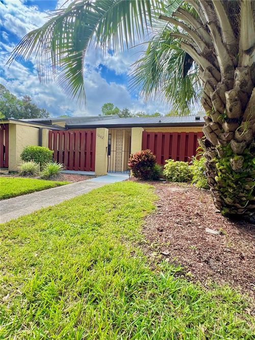 1062 Medinah Dr, Winter Haven, FL, 33884-1277 | Card Image