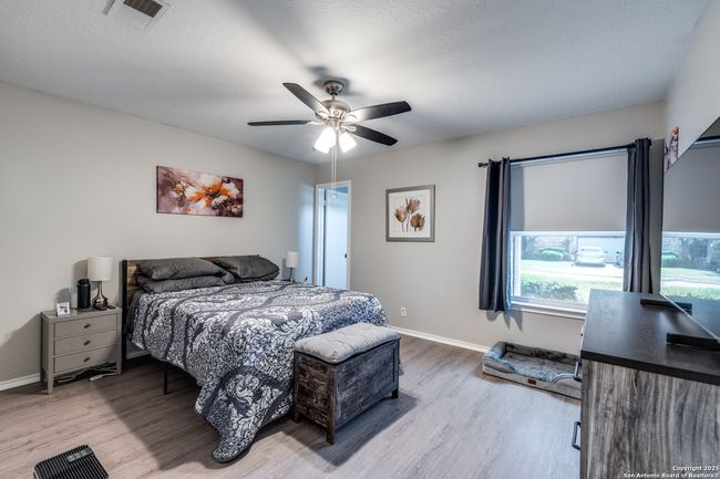 9814 Autumn Dawn, House other with 3 bedrooms, 2 bathrooms and null parking in Converse TX | Image 14