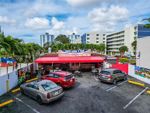 2928 Nw 17th Ave, Miami, FL, 33142-6632 | Card Image