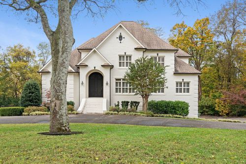 828 Woodburn Dr, Brentwood, TN, 37027-8748 | Card Image