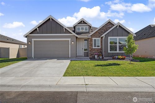738 I St Ne, Quincy, WA, 98848-9312 | Card Image
