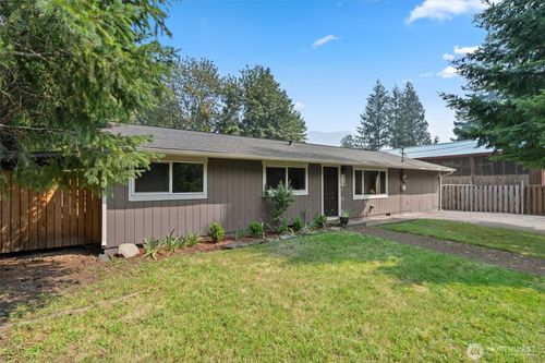 428 Cannon Rd, Packwood, WA, 98361-9726 | Card Image