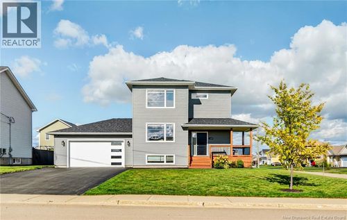 149 Oakfield Dr, Riverview, NB, E1B0S7 | Card Image