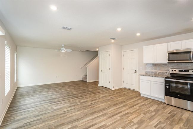 1791 Nebraska Loop, House other with 3 bedrooms, 3 bathrooms and null parking in SUMTERVILLE FL | Image 8