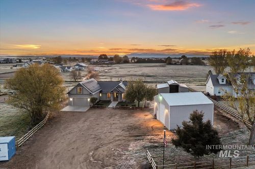 12840 Quail Run Ln, Caldwell, ID, 83607-7558 | Card Image