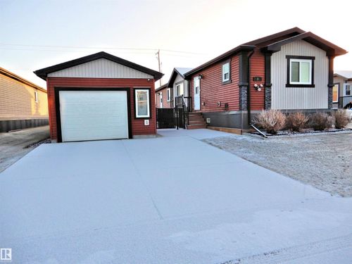 3 Aspen Ave, Morinville, AB, T8R2P7 | Card Image