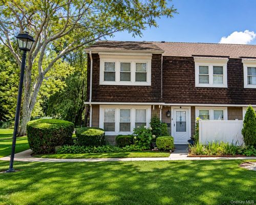 6 Whalers Cove, Babylon, NY, 11702 | Card Image