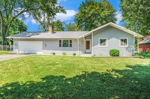 773 Glenview Dr, Plainwell, MI, 49080-1355 | Card Image