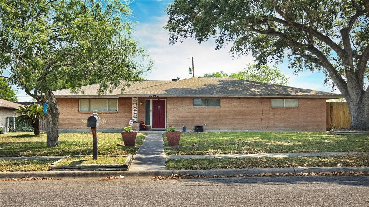 Timbergrove Ln, Corpus Christi, TX 78410