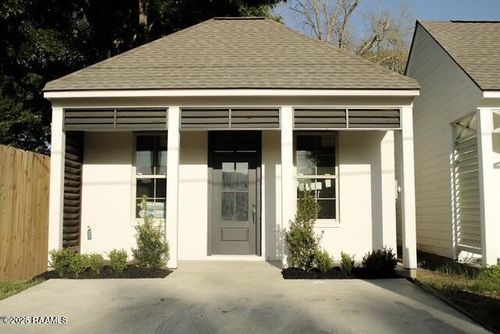 810 N Saint Antoine St, Lafayette, LA, 70501-3412 | Card Image