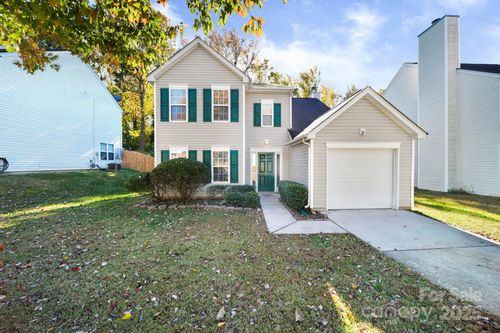 1424 Griers Grove Rd, Charlotte, NC, 28216-3203 | Card Image