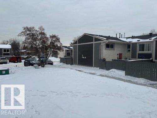 633 Willow Crt Nw, Edmonton, AB, T5T2K7 | Card Image