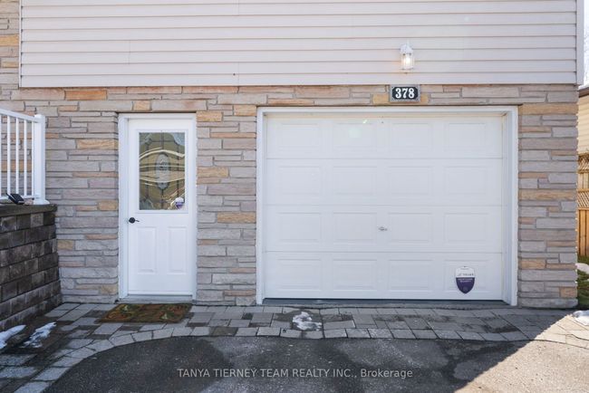 378 Major St, House other with 3 bedrooms, 2 bathrooms and 4 parking in Port Perry ON | Image 5