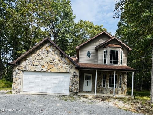 9301 Hondo Drive, Crossville, TN, 38572 | Card Image