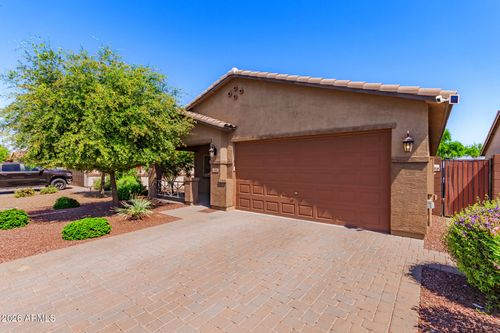 476 W Honey Locust Ave, San Tan Valley, AZ, 85140-7985 | Card Image