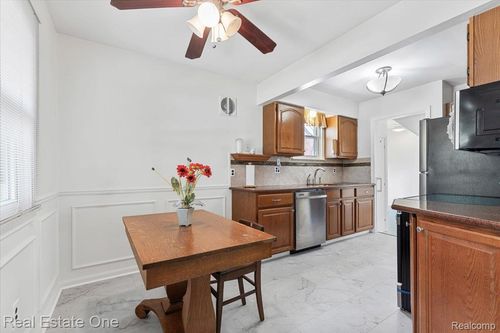 13487 Brest St, Southgate, MI, 48195-1701 | Card Image