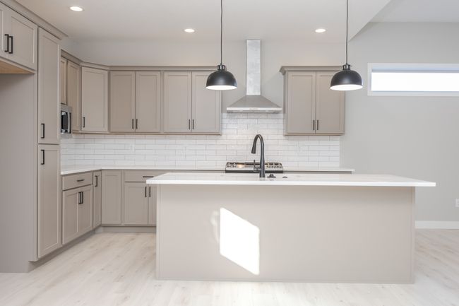 1908 Dunraven Rd, Home with 2 bedrooms, 3 bathrooms and 2 parking in Bloomington IL | Image 11
