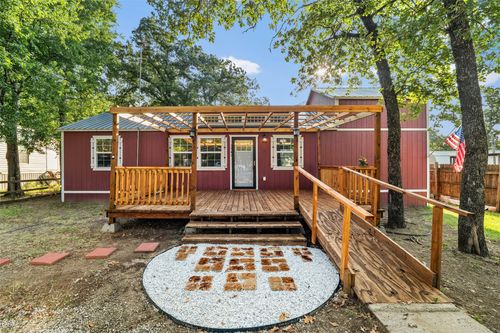 1541 Dawn Dr N, Azle, TX, 76020-4511 | Card Image