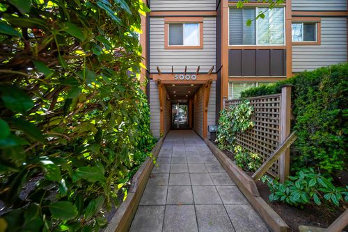 110-5000 Imperial St, Burnaby, BC, V5J1C8 | Card Image