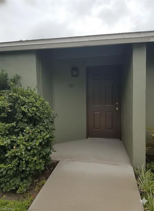 107-107 Dorchester Sq, LAKE MARY, FL, 32746 | Card Image