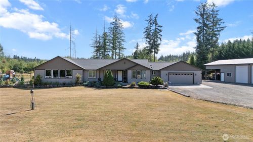 768 Rosy Dr, Castle Rock, WA, 98611-9812 | Card Image