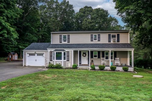 14 Linda Ln, Bethel, CT, 06801-1635 | Card Image