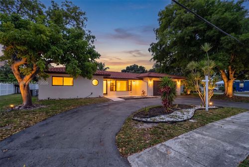 1109 Se 10th St, Deerfield Beach, FL, 33441-5721 | Card Image