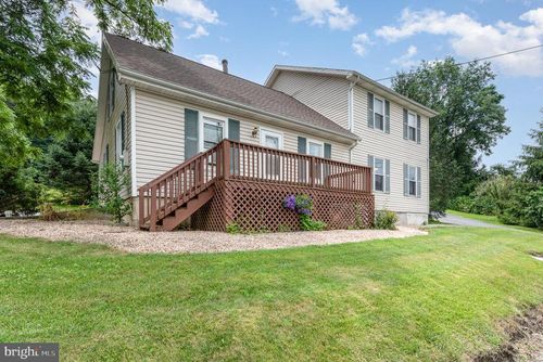 2232 Waynesboro Pike, FAIRFIELD, PA, 17320-8933 | Card Image