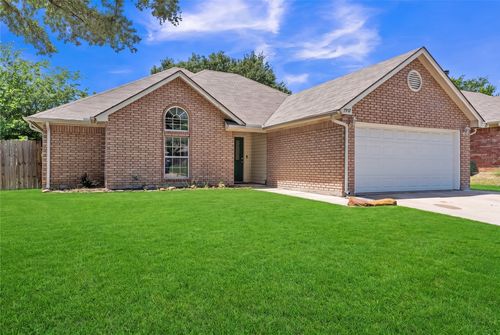 7937 Hunters Glen Dr, Watauga, TX, 76148-1317 | Card Image