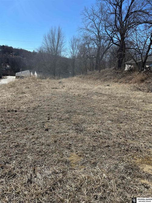 712 California St, Peru, NE, 68421-3024 | Card Image