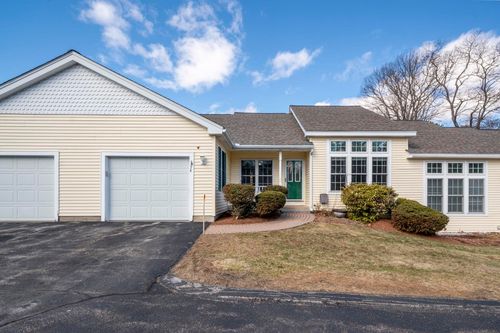 34 Lincoln Dr, Londonderry, NH, 03053-3337 | Card Image