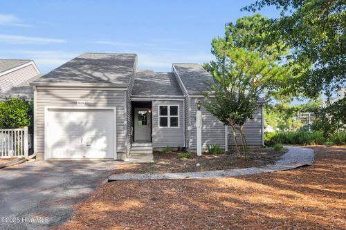11034 Windward Dr, New Bern, NC, 28560-7268 | Card Image