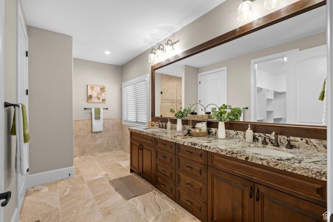 2209 E Viscaya Dr, House other with 5 bedrooms, 3 bathrooms and 6 parking in Draper UT | Image 25