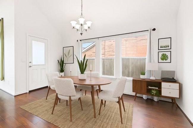 Charming dining area that will make all meals extra special! | Image 11