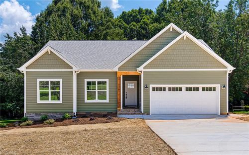 8520 Senoa Dr, Lewisville, NC, 27023-9729 | Card Image